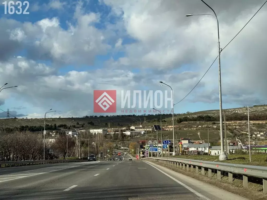 Участок в Крым, Симферополь ул. Белгородская, 15 (6.0 сот.) - Фото 1