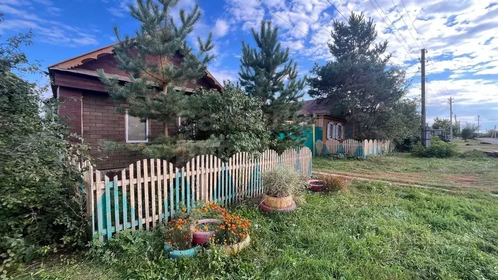 Дом в Оренбургская область, Саракташский район, с. Федоровка Первая ... - Фото 2