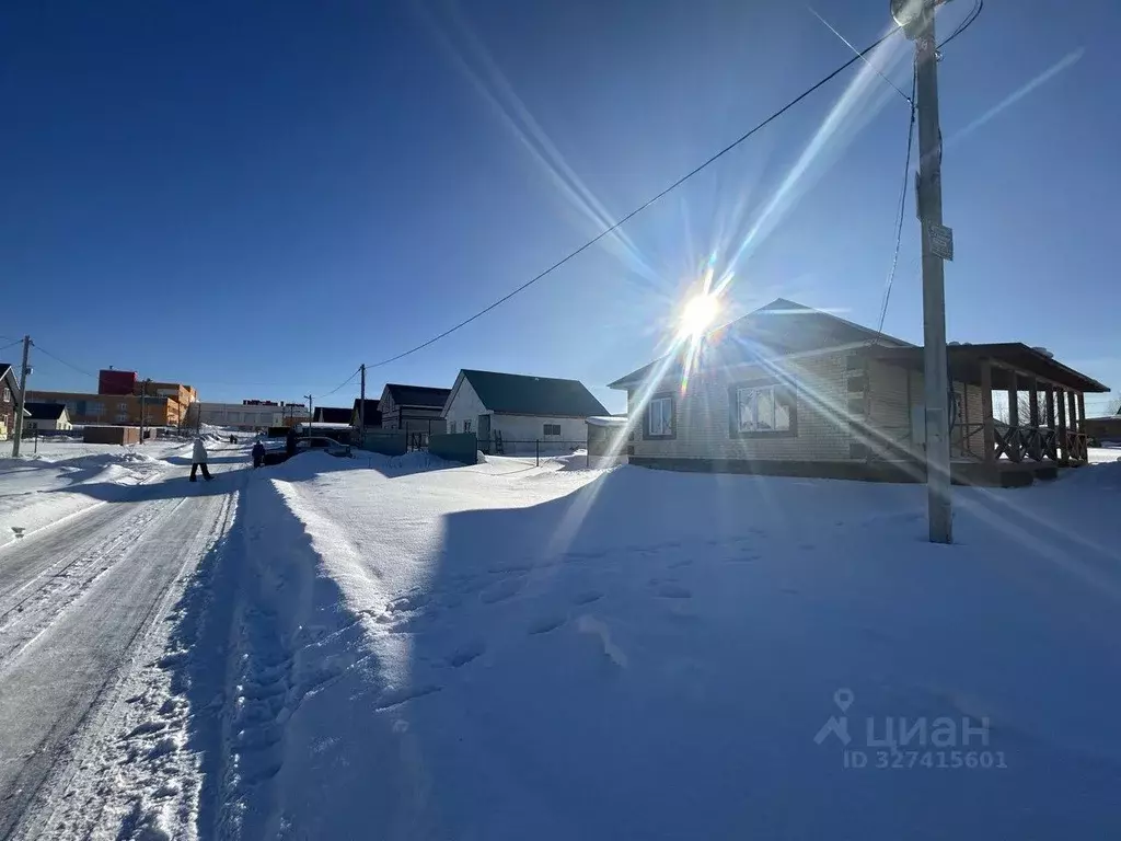 Дом в Башкортостан, Иглинский сельсовет, с. Иглино ул. Боткина (110 м) - Фото 1