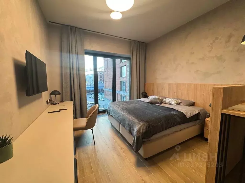 Студия Санкт-Петербург наб. Макарова, 58 (30.0 м) - Фото 0