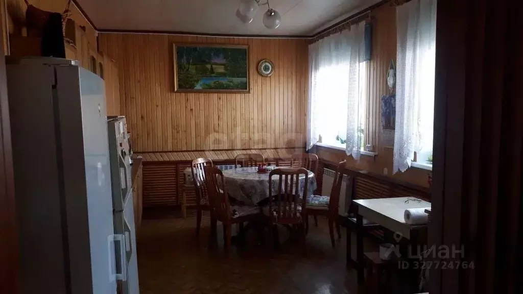 Дом в Саратовская область, Балашов Северный проезд, 1 (220 м) - Фото 1