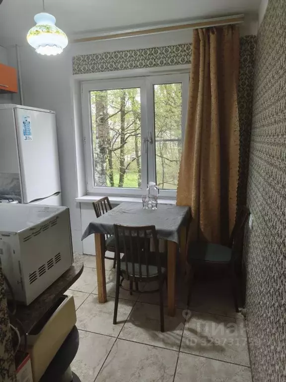 2-к кв. Московская область, Реутов Лесная ул., 8 (43.0 м) - Фото 2