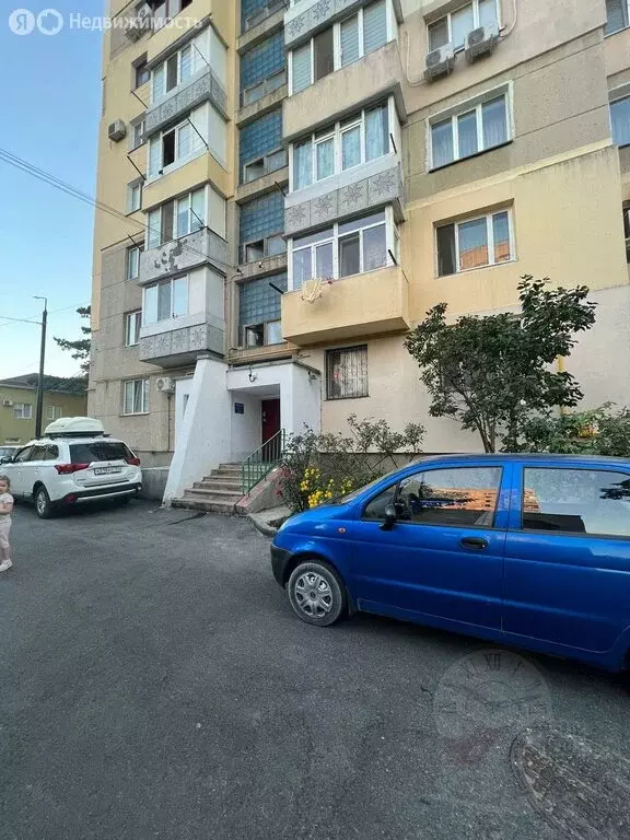 3-комнатная квартира: Симферополь, улица Декабристов, 9 (71.3 м) - Фото 2