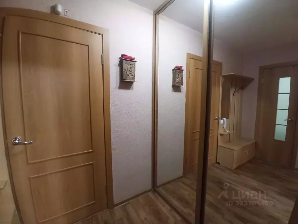 1-к кв. Тюменская область, Тюмень Заречный проезд, 6 (35.0 м) - Фото 1