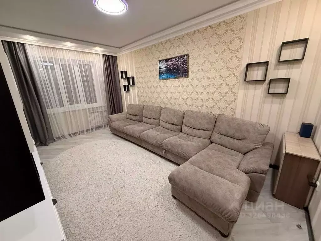 3-к кв. Курская область, Курск просп. Вячеслава Клыкова, 92 (85.5 м) - Фото 1