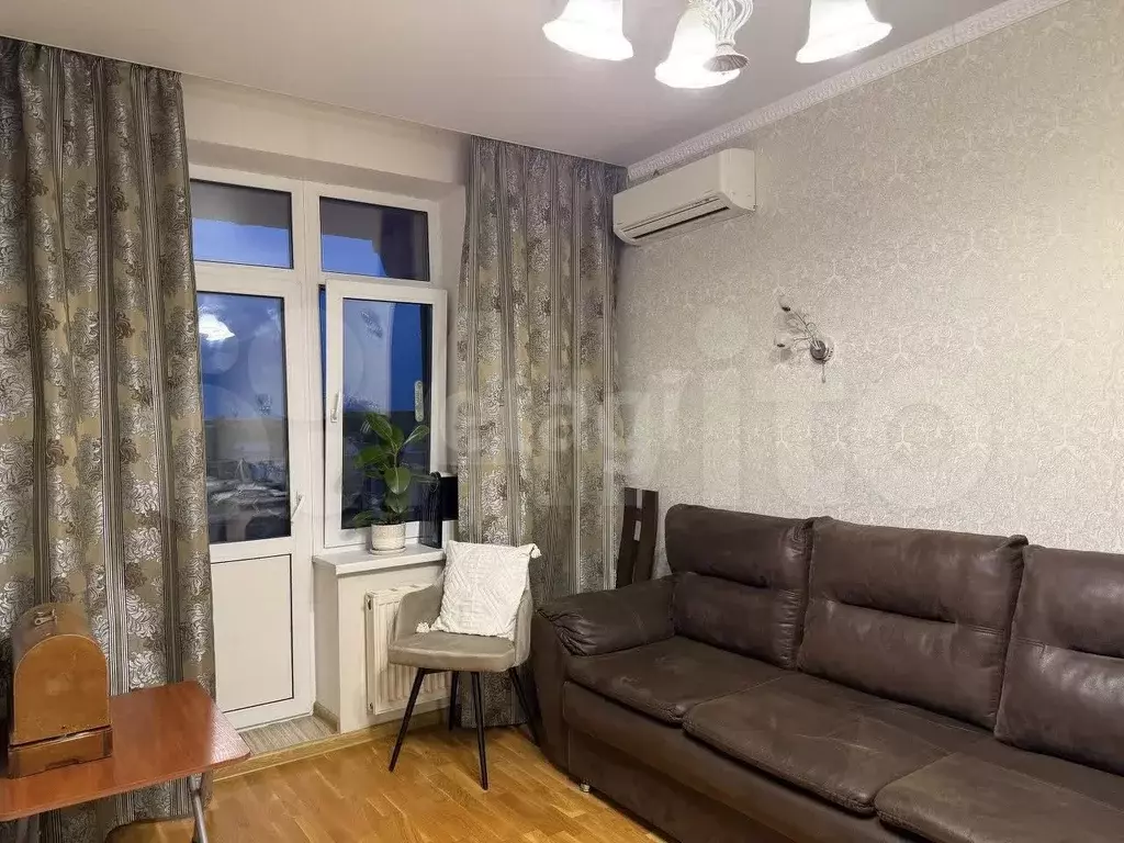 1-к. квартира, 34 м, 7/8 эт. - Фото 0