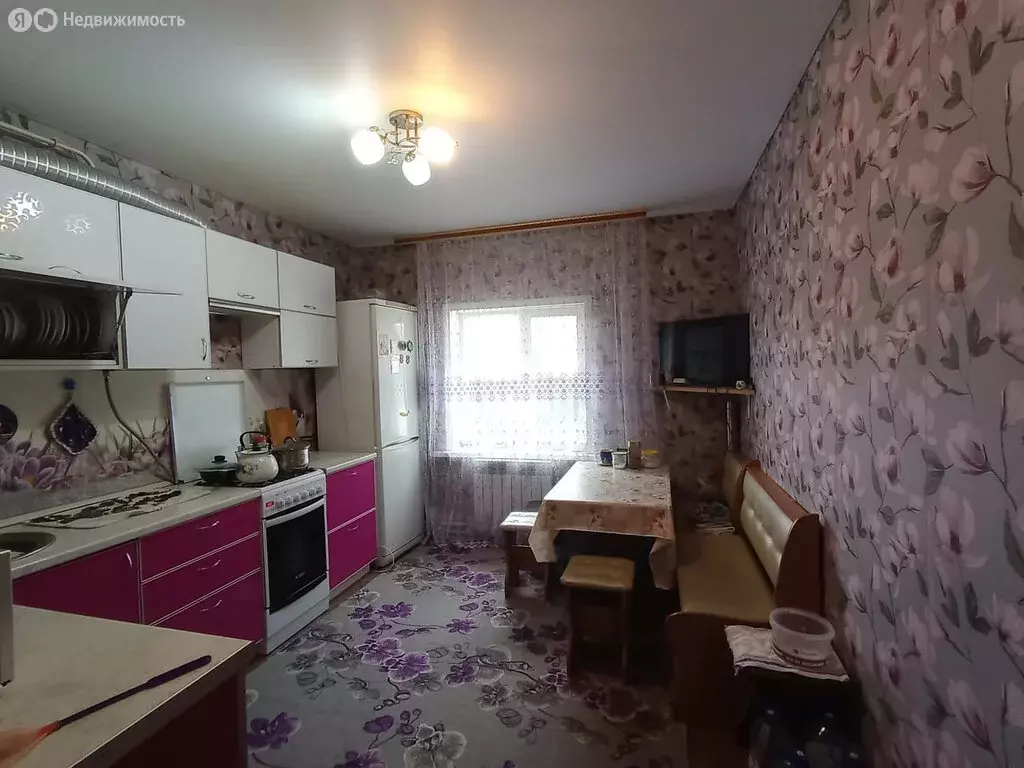 Дом в Воронежская область, рабочий посёлок Хохольский, ... - Фото 1