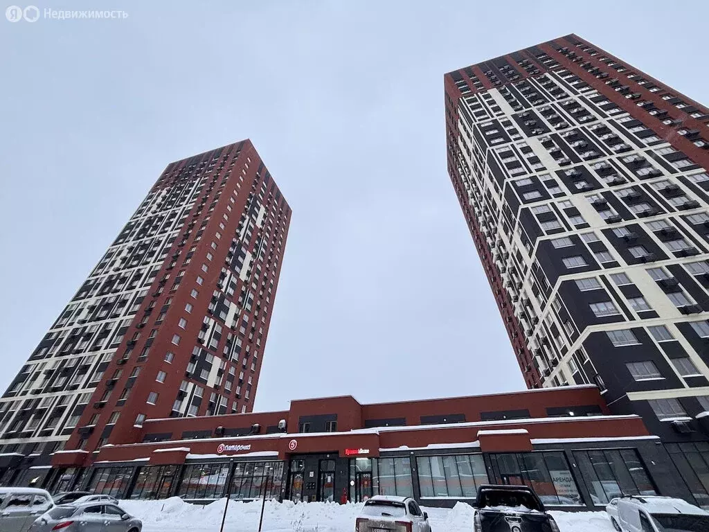 3-комнатная квартира: Екатеринбург, бульвар Владимира Белоглазова, 5 ... - Фото 2