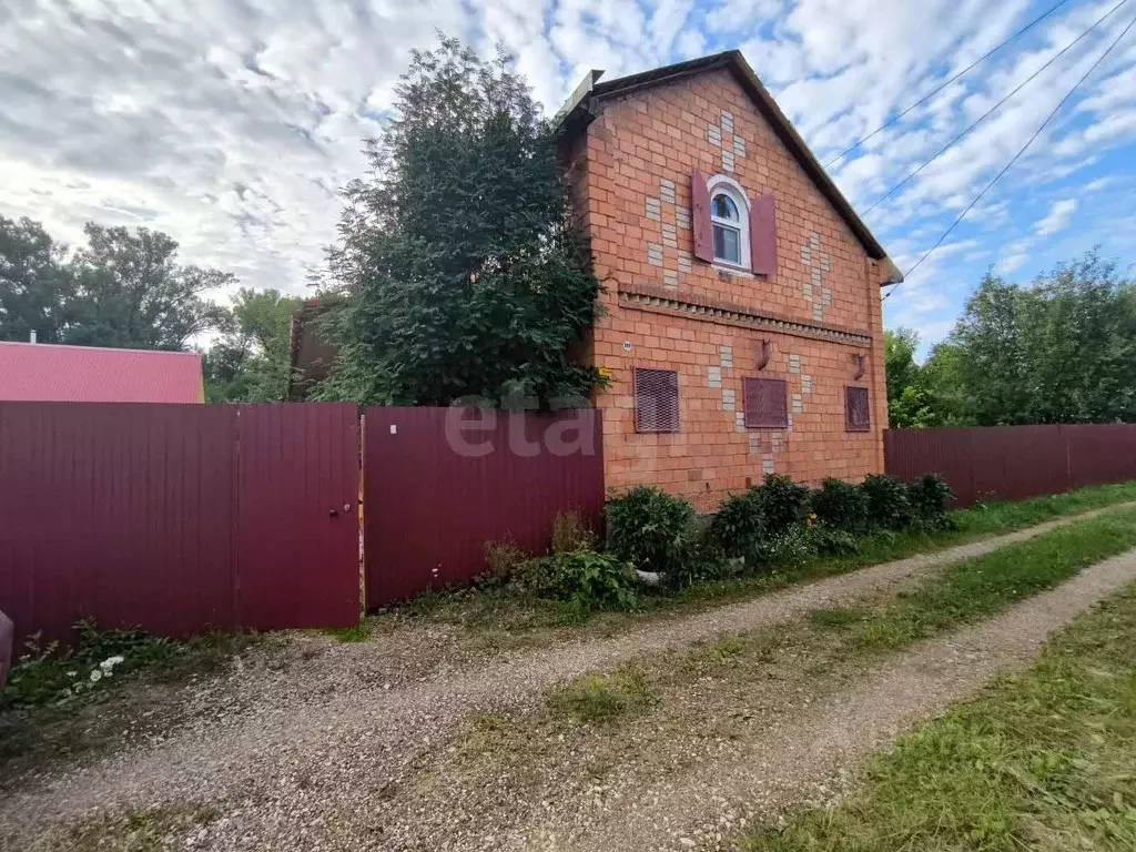 Дом в Башкортостан, Стерлитамакский район, Наумовский сельсовет, Заря ... - Фото 2