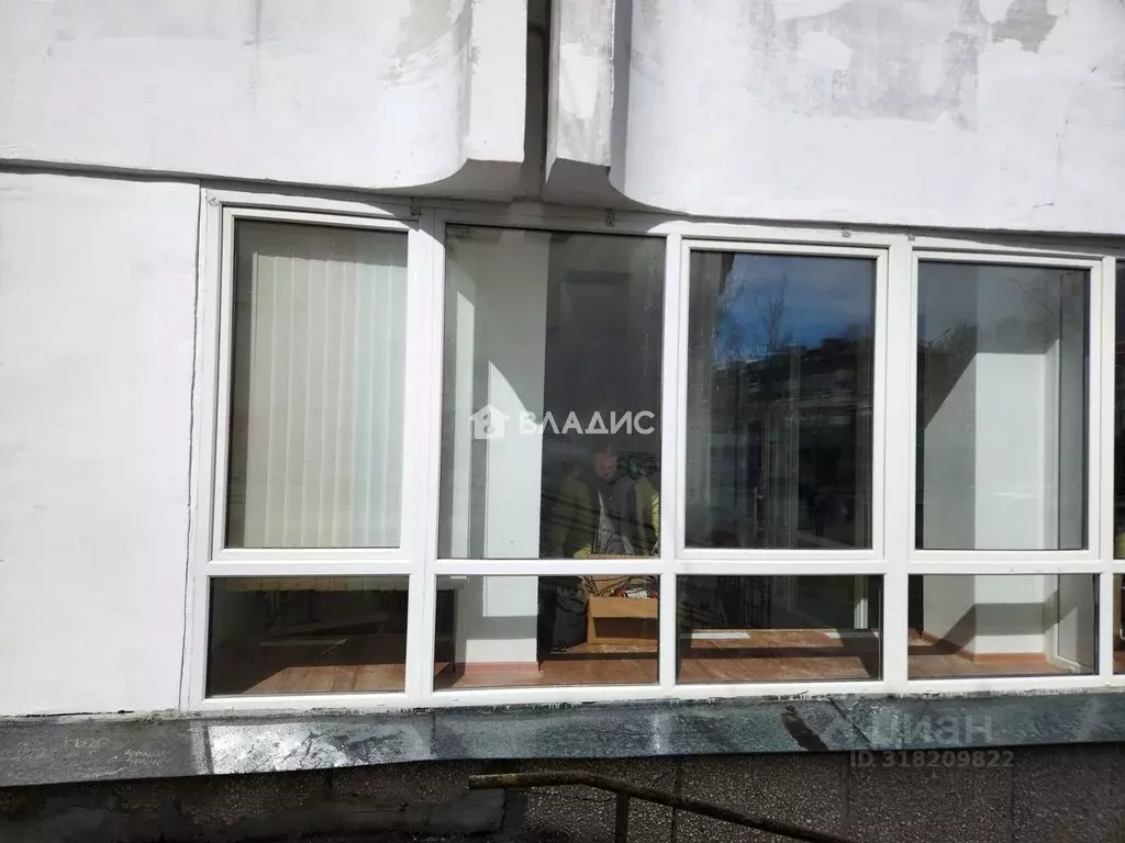 Торговая площадь в Коми, Сыктывкар Коммунистическая ул., 46 (25 м) - Фото 1