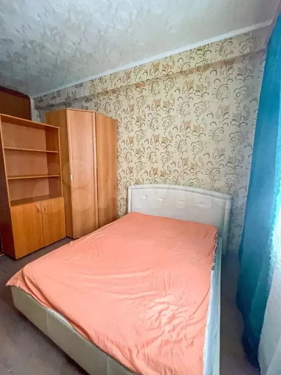 Комната 20 м в 1-к., 2/4 эт. - Фото 1