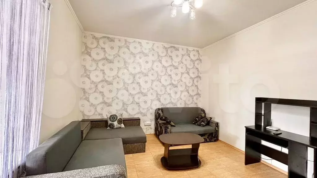 1-к. квартира, 40м, 1/1эт. - Фото 1