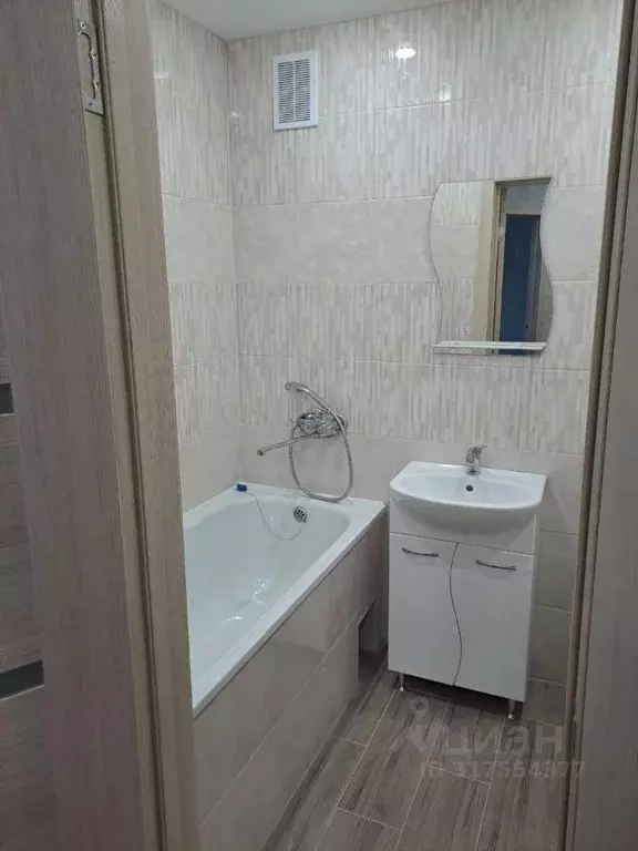 1-к кв. Саратовская область, Энгельс Вокзальная ул., 52 (38.0 м) - Фото 1