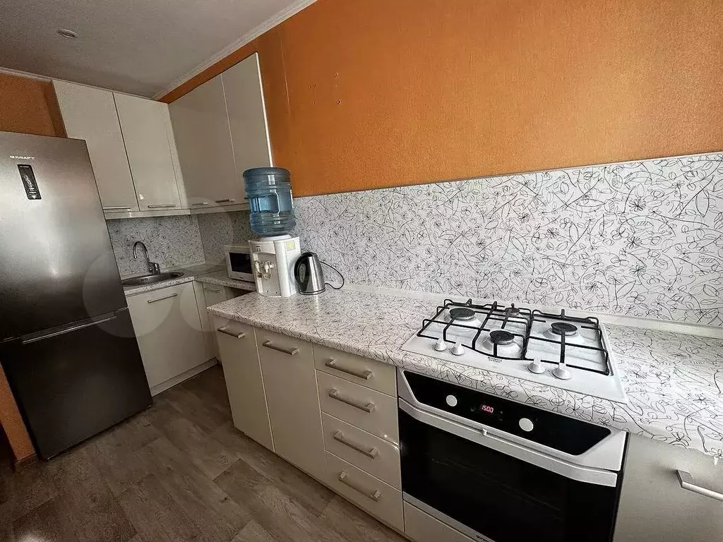 2-к. квартира, 44 м, 5/5 эт. - Фото 1