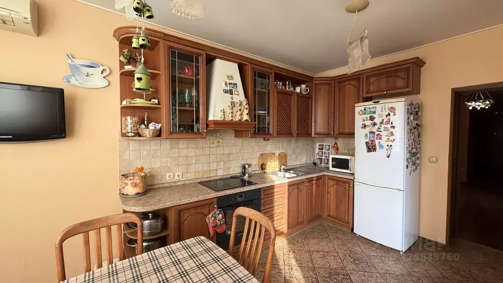 3-к кв. Астраханская область, Астрахань Звездная ул., 3к4 (156.0 м) - Фото 0