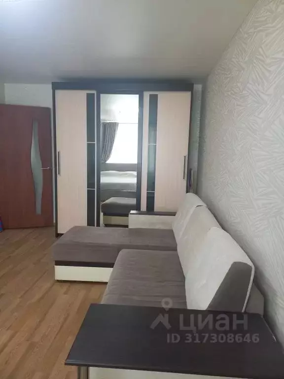 1-к кв. Волгоградская область, Волгоград ул. Маршала Еременко, 120 ... - Фото 0
