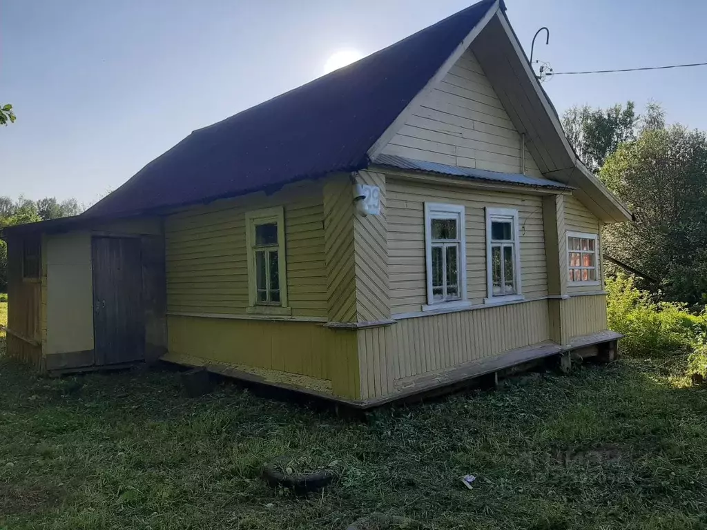 Дом в Новгородская область, Новгородский район, Савинское с/пос, д. ... - Фото 0