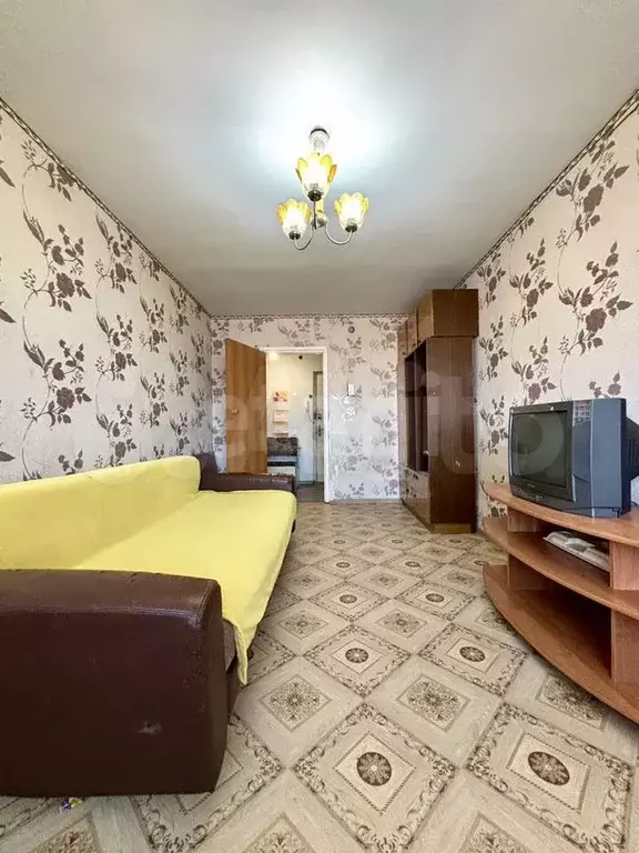 1-к. квартира, 38,5 м, 4/4 эт. - Фото 1