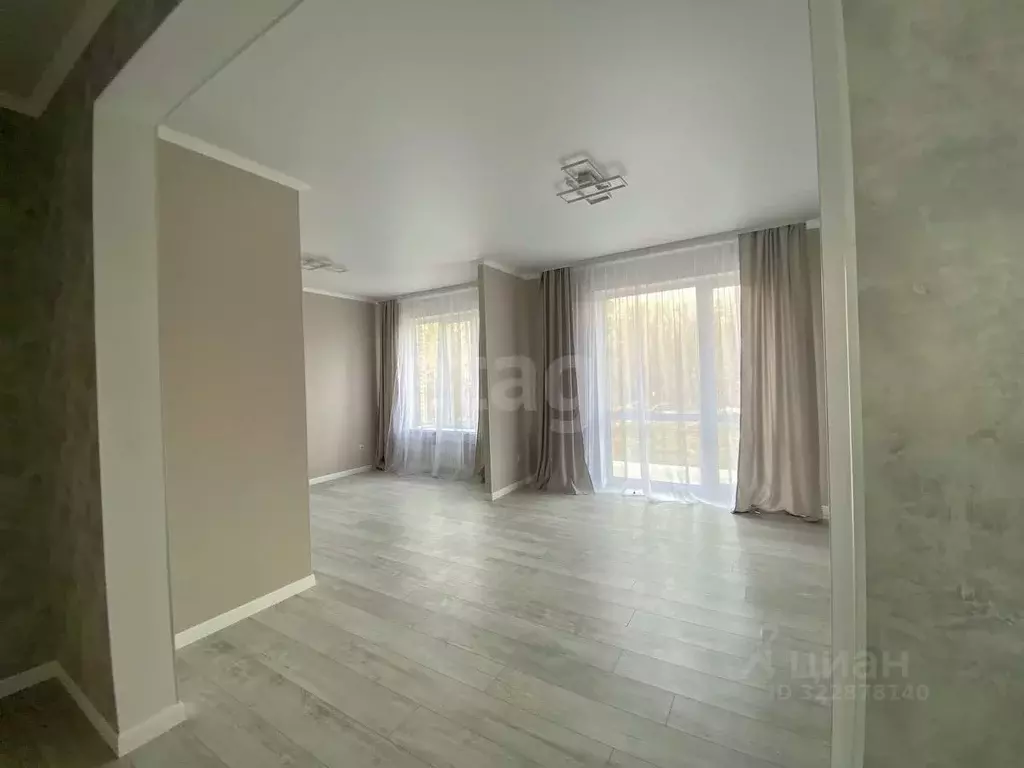 Дом в Оренбургская область, Оренбургский район, Ивановский сельсовет, ... - Фото 1