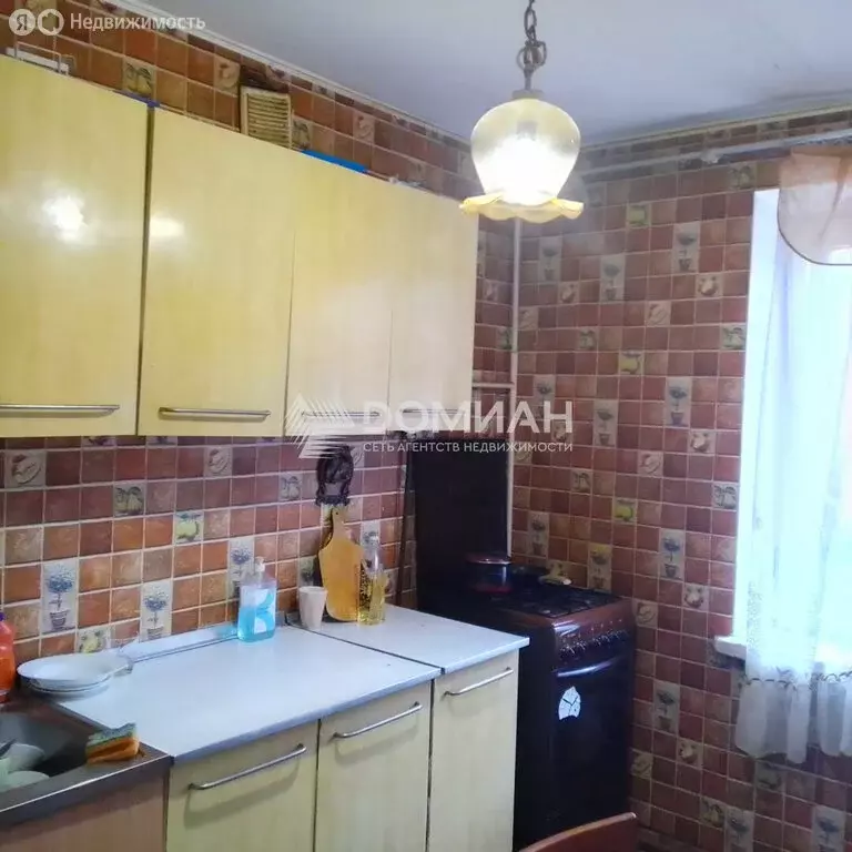 3-комнатная квартира: Новочеркасск, Первомайская улица, 164 (63 м) - Фото 1
