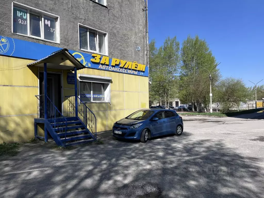 Помещение свободного назначения в Красноярский край, Ачинск ул. ... - Фото 1