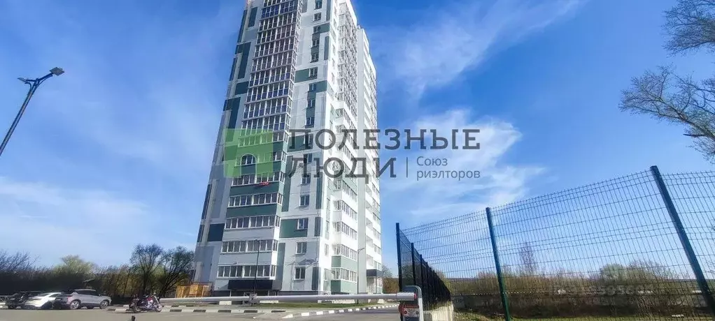2-к кв. Орловская область, Орел ул. Нормандия-Неман, 78 (61.8 м) - Фото 0