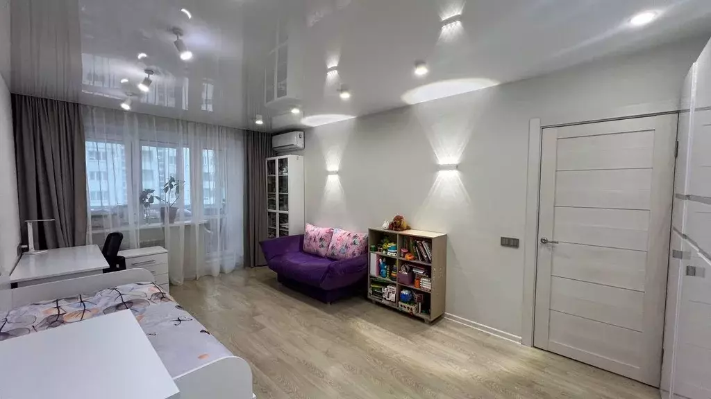 Продаётся 2-к квартира, 55.7 м - Фото 0