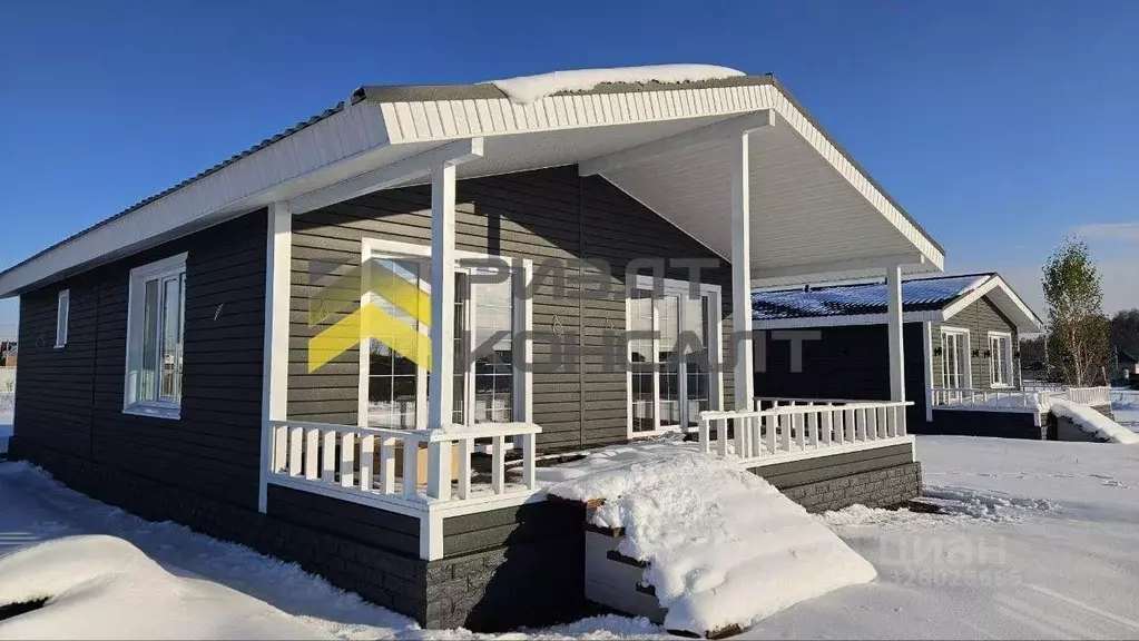 Дом в Омская область, Омский район, Магистральное с/пос, Деревня ... - Фото 1