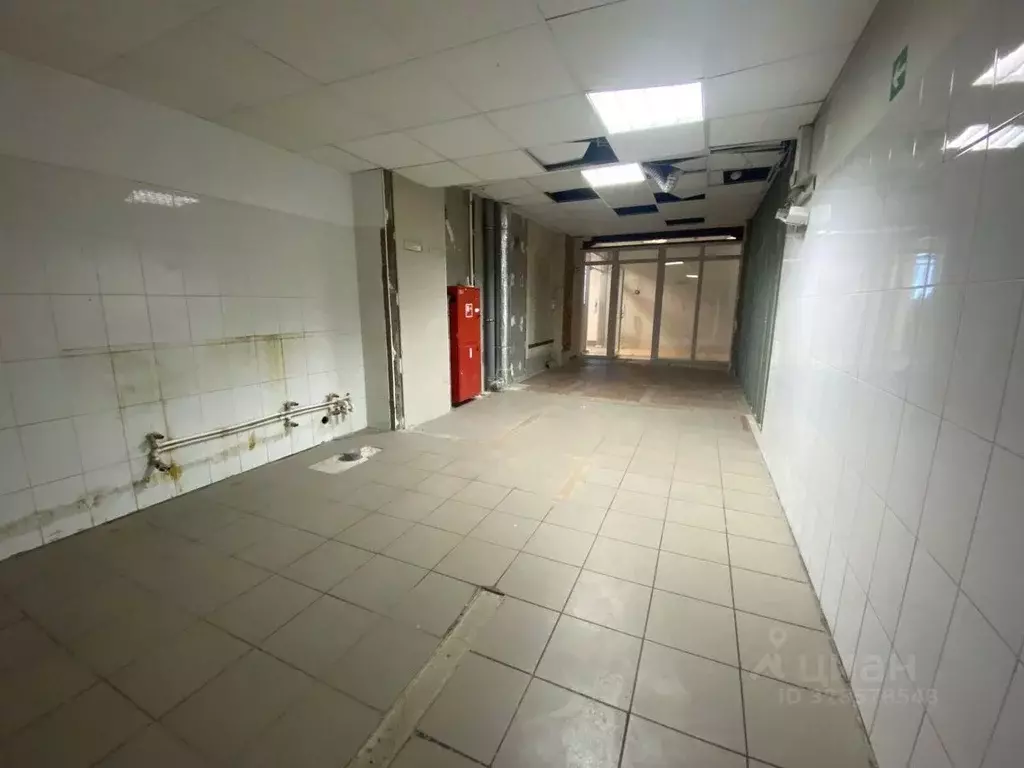 Помещение свободного назначения в Санкт-Петербург просп. Ветеранов, ... - Фото 1