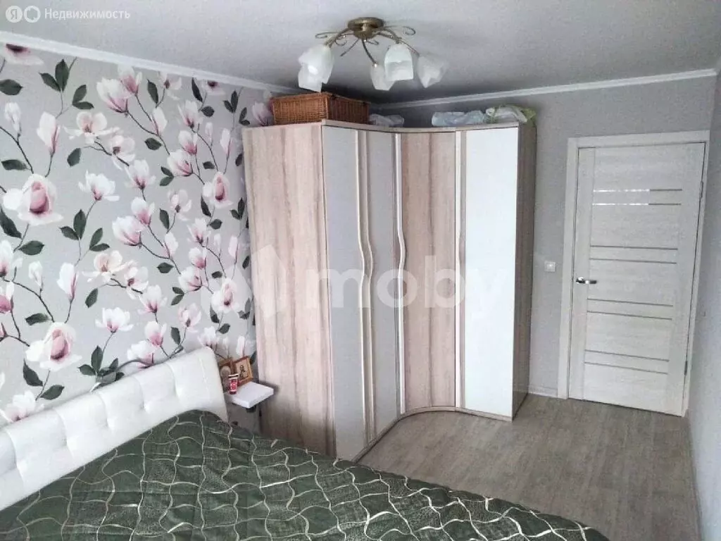 3-комнатная квартира: Калининград, улица Потёмкина, 1 (75 м) - Фото 0