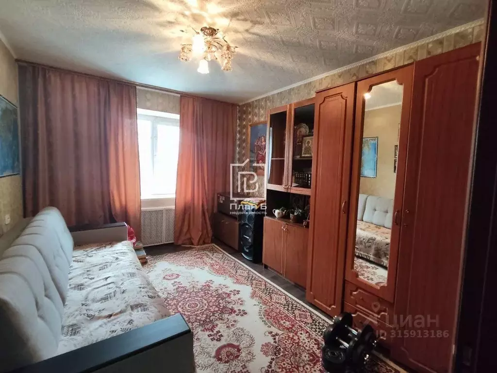 3-к кв. Калужская область, Калуга Турынино мкр, ул. Льва Толстого, 3 ... - Фото 0