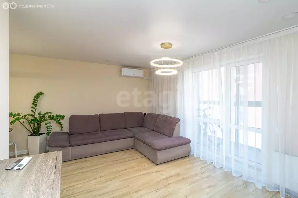 3-комнатная квартира: Тюмень, улица Ю.-Р.Г. Эрвье, 30к4 (76.7 м) - Фото 2