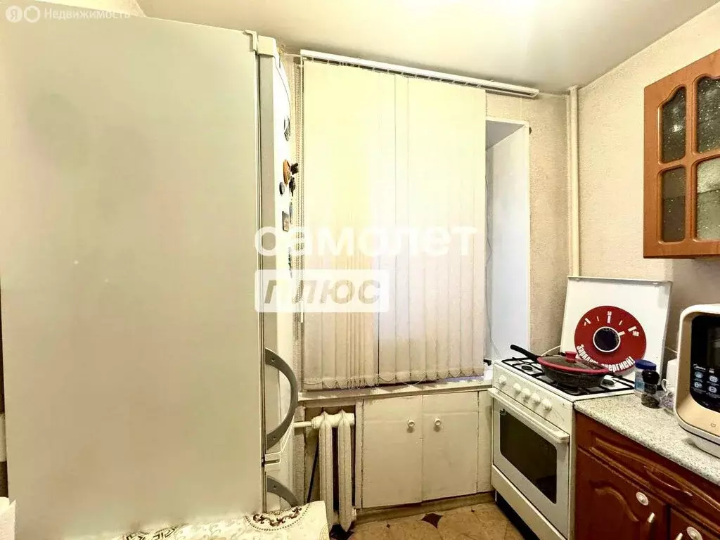 3-комнатная квартира: Лобня, улица Ленина, 27к1 (56.3 м) - Фото 2