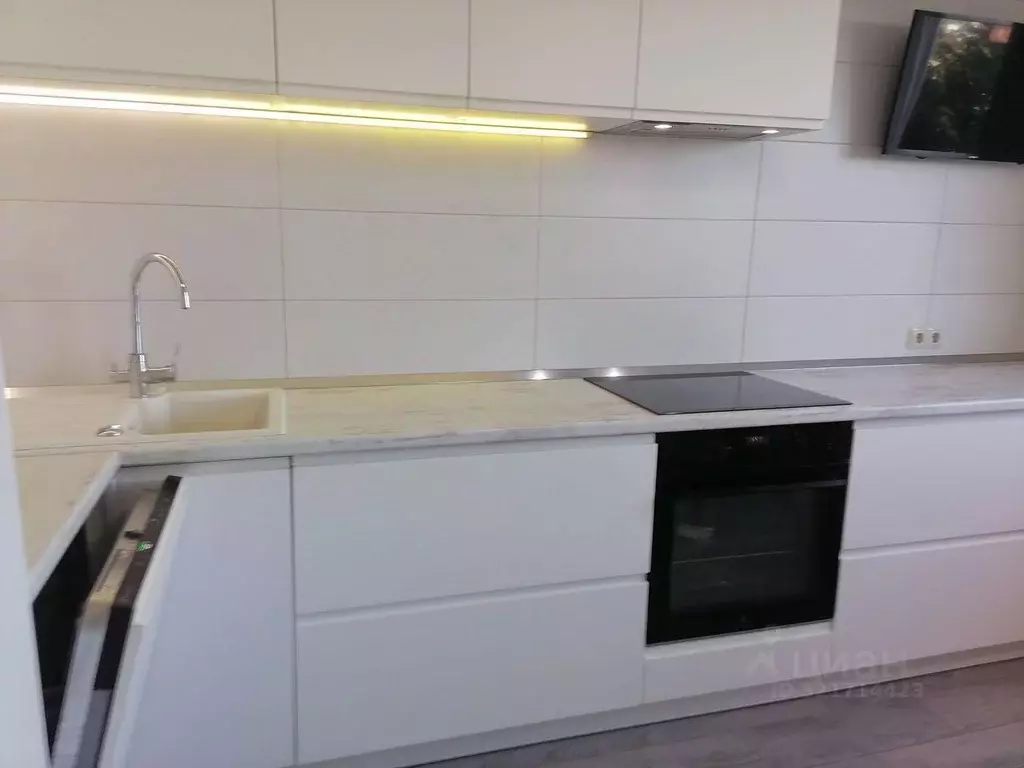 2-к кв. Саратовская область, Энгельс Красноармейская ул., 88А (59.6 м) - Фото 1