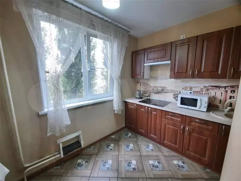 1-к. квартира, 42 м, 3/17 эт. - Фото 0