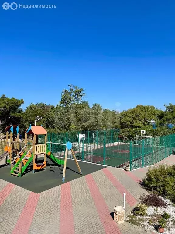 3-комнатная квартира: Геленджик, Приморская улица, 30А (90.4 м) - Фото 0