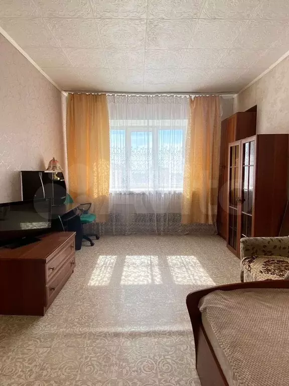 1-к. квартира, 32 м, 9/9 эт. - Фото 1
