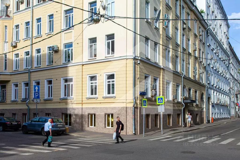 Торговая площадь в Москва Новоконюшенный пер., 12/16 (560 м) - Фото 1