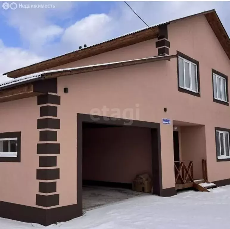 Дом в село Берёзово, Садовая улица (192 м) - Фото 1