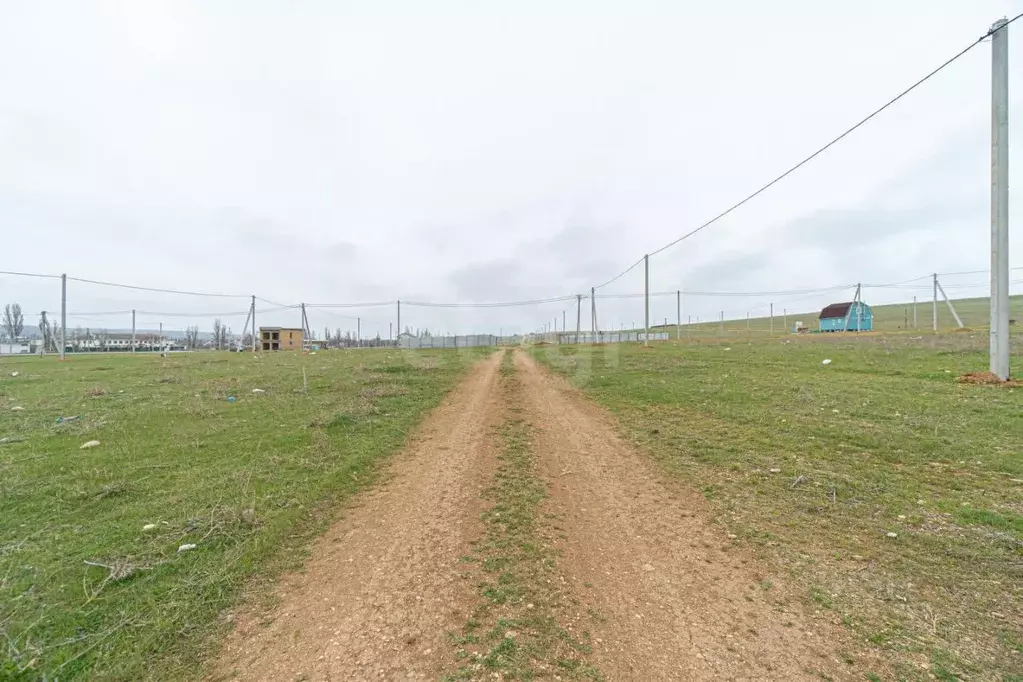 Участок в Севастополь с. Полюшко, ул. Юрия Линкина (4.0 сот.) - Фото 1