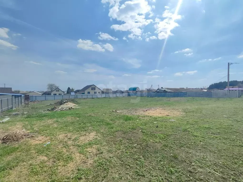 Участок в Саратовская область, Балашовский район, с. Репное Пионерская ... - Фото 1