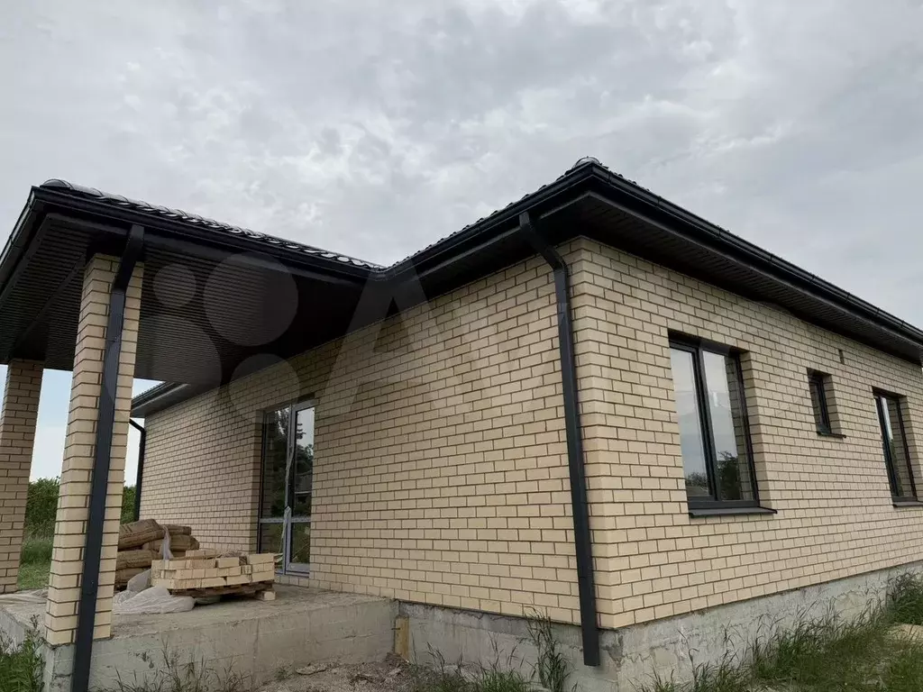Дом 100 м на участке 6 сот. - Фото 0