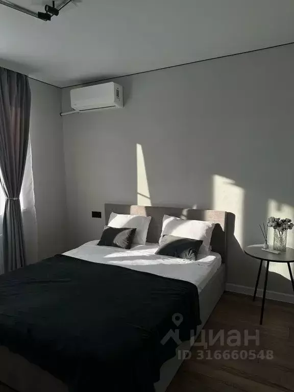 1-к кв. Волгоградская область, Волгоград ул. Гаря Хохолова, 7 (32.0 м) - Фото 1