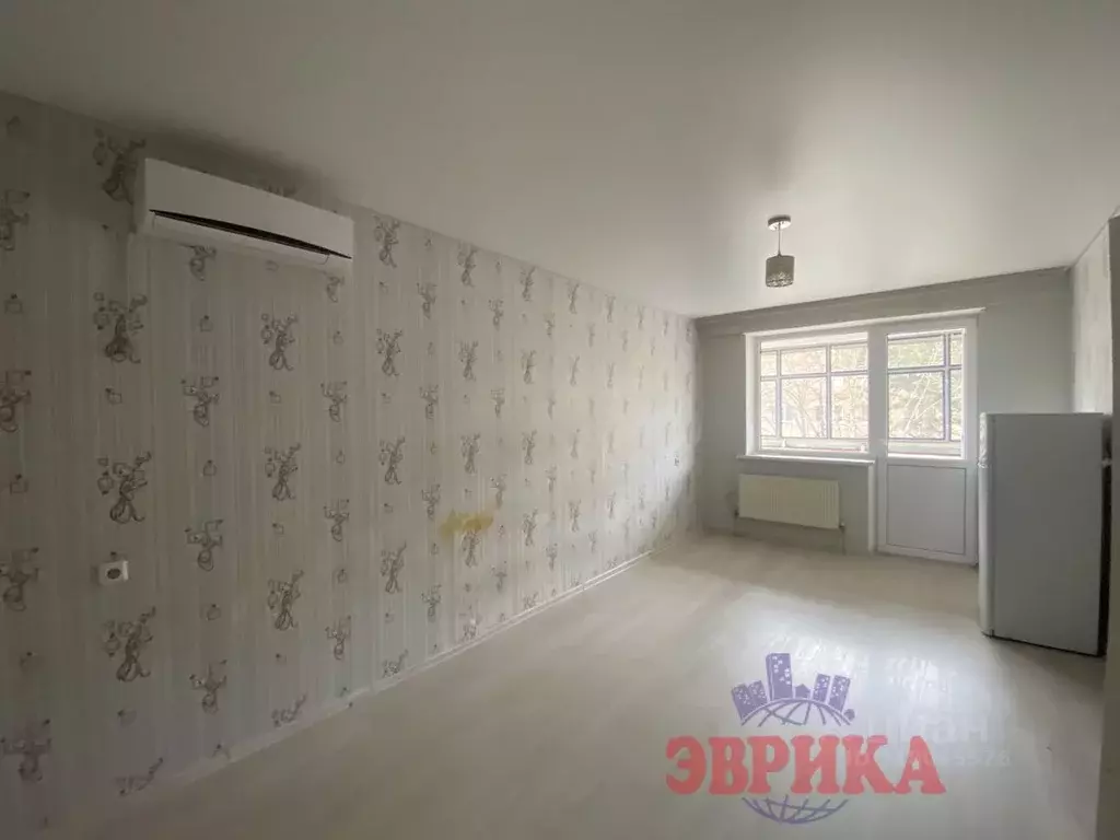 2-к кв. Краснодарский край, Крымск ул. Ворошилова (56.5 м) - Фото 0