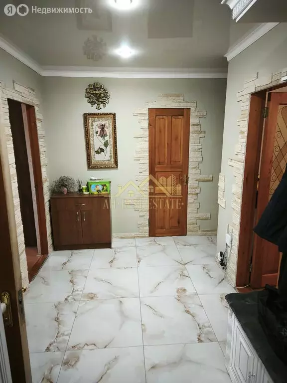 3-комнатная квартира: Владикавказ, улица 8 Марта, 19 (64.7 м) - Фото 1