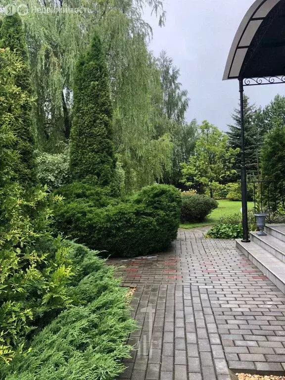 Дом в деревня Борзые, КП Усадьба Вельяминово, 3 (400 м) - Фото 1