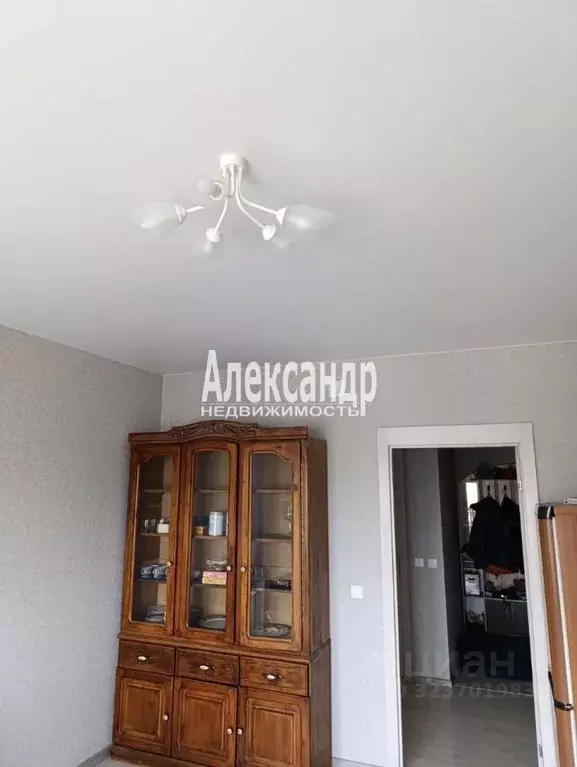 2-к кв. Санкт-Петербург пос. Парголово, Кооперативная ул., 5к2 (71.0 ... - Фото 1