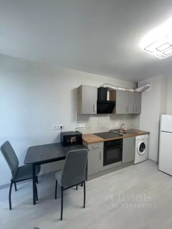 1-к кв. Свердловская область, Екатеринбург ул. Лыжников, 3 (42.0 м) - Фото 1