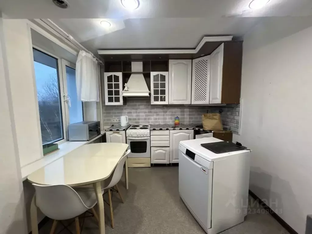 3-к кв. Ханты-Мансийский АО, Нижневартовск ул. Нефтяников, 76 (49.0 м) - Фото 1