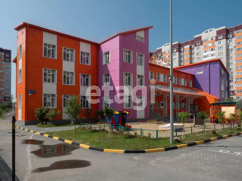 2-к кв. Тюменская область, Тюмень ул. Пермякова, 76к3 (67.0 м) - Фото 1